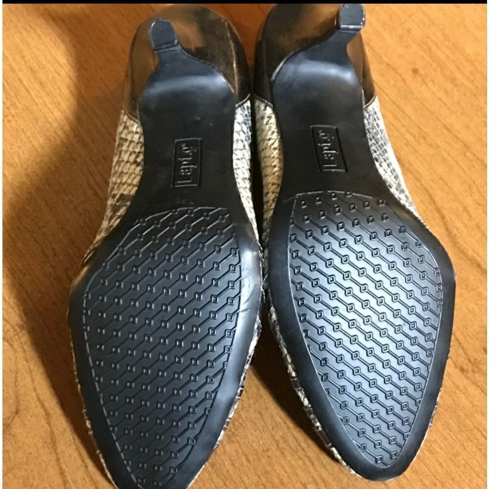 Great Condition Apt 9 Faux Snakeskin Heels Sz 6M - Picture 7 of 12